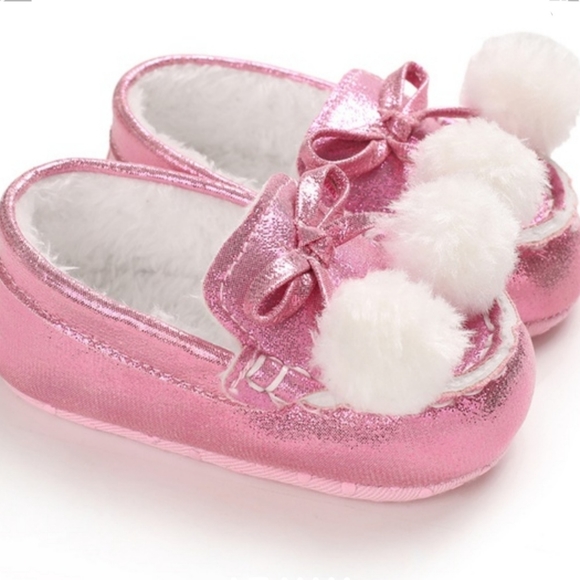 Shoes - Picture 2 of 7